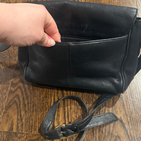 Etienne Aigner black leather crossbody shoulder bag 9.5X6.5 - Picture 5 of 7